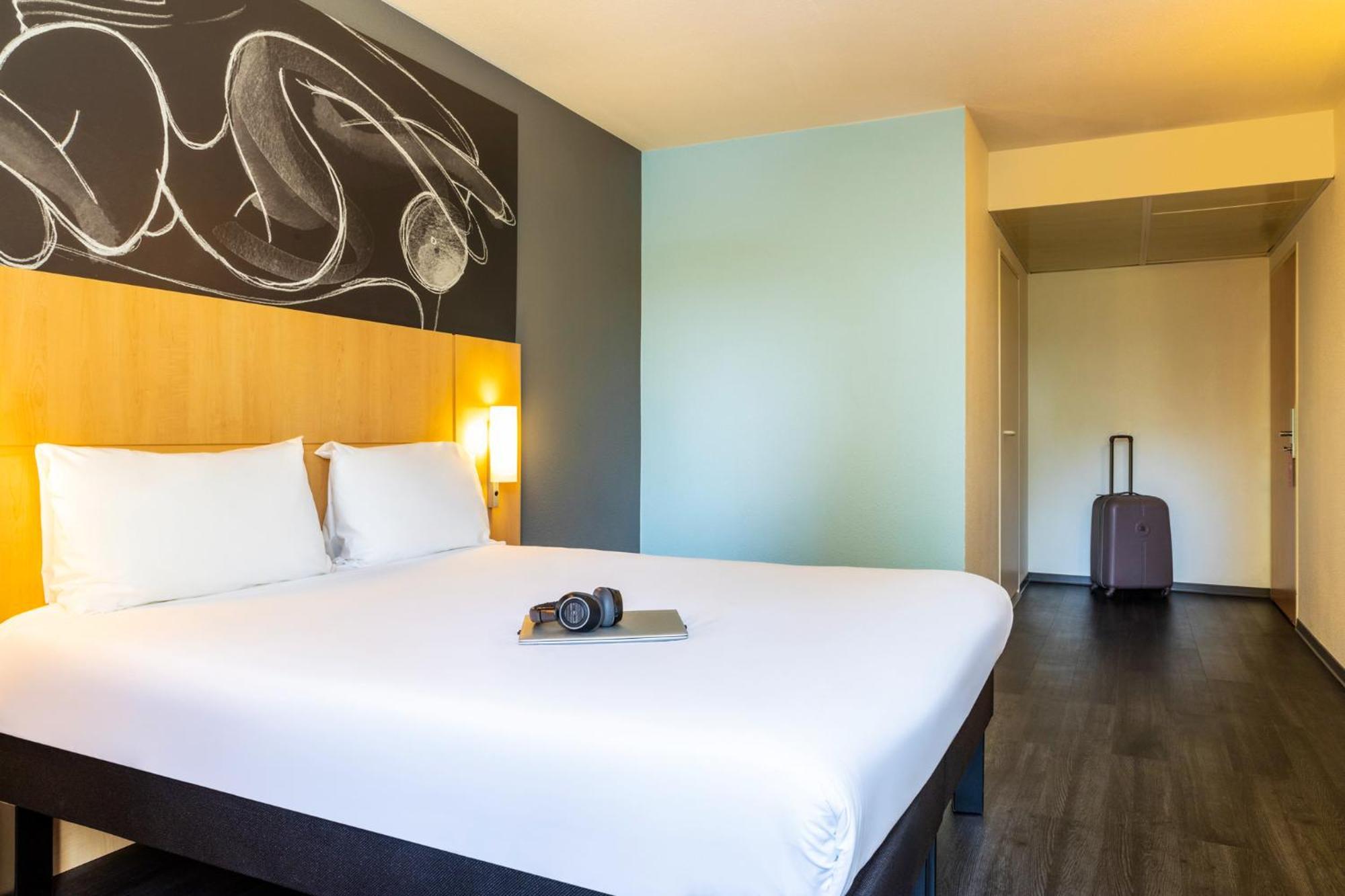 Ibis Paris Meudon Velizy Hotel Exterior photo