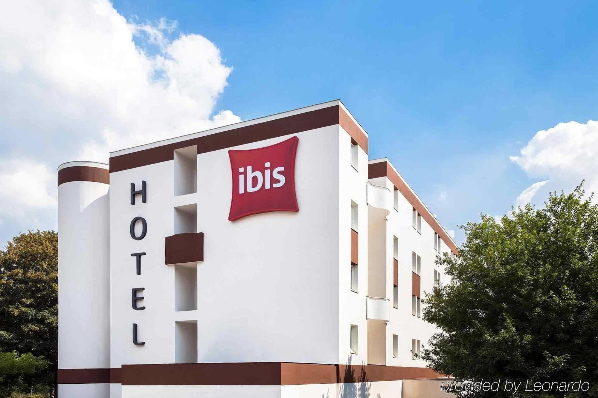 Ibis Paris Meudon Velizy Hotel Exterior photo